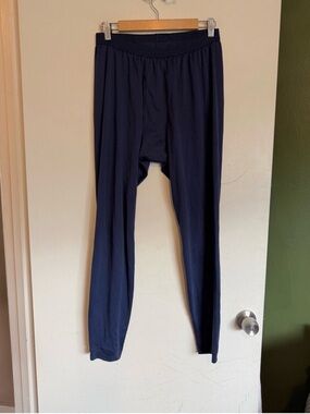 Patagonia Men's navy blue  Capilene Baselayer Pants 
size xl